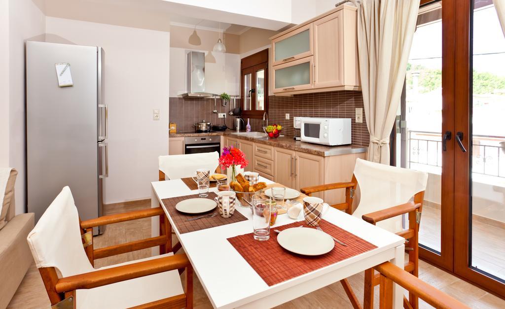 Aparthotel Calm View Vasilikí Habitación foto